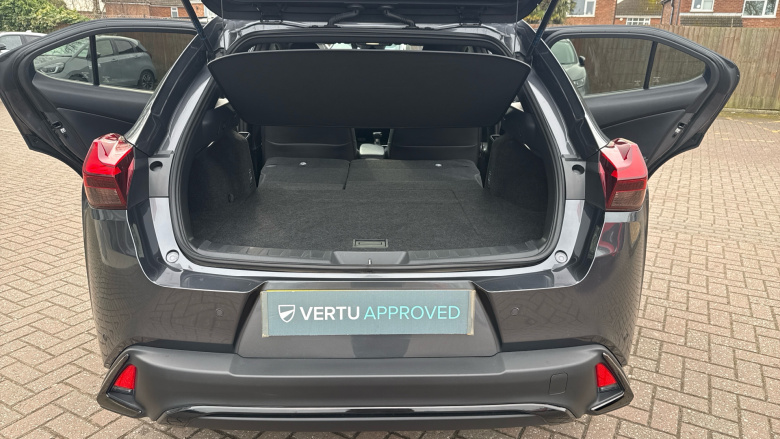 Lexus UX 250h 2.0 F-Sport Design 5dr CVT Hybrid Hatchback